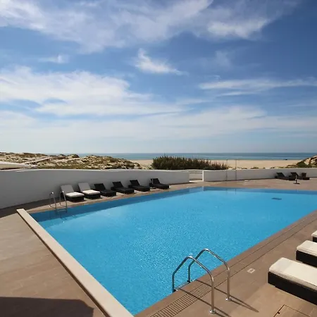 Ferrel Town House Sleeps 6 With Pool And Air Con Ferienhaus *